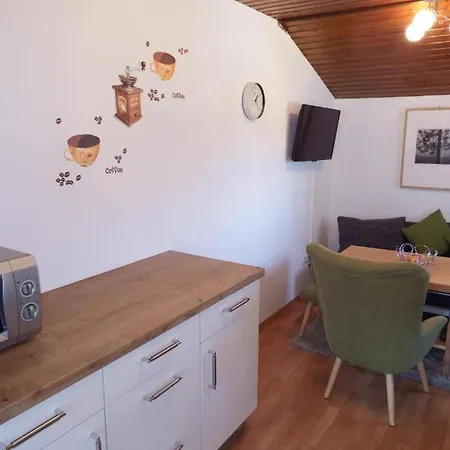 Haus Bergheim 아파트